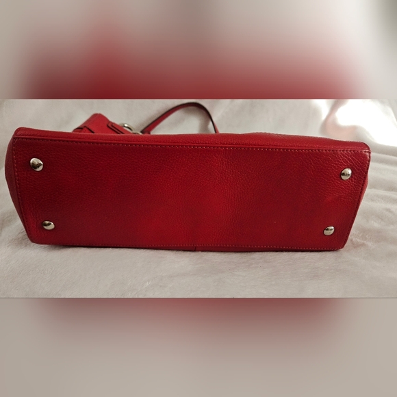 Coach Red Penelope Turnlock pebbled leather shoulder bag/tote. #H1169-F16531 - Picture 8 of 9